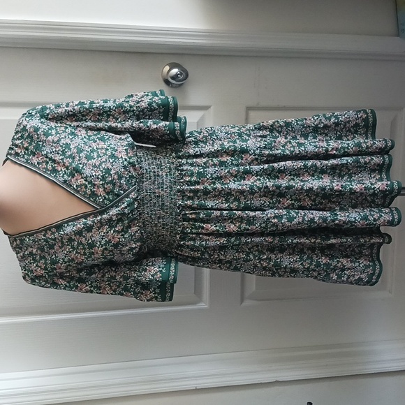 Max Studio Dress Green Floral Faux Wrap Smoked Waist Sz. M - Picture 1 of 8